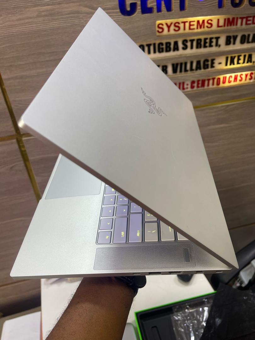 Razer Blade Advanced