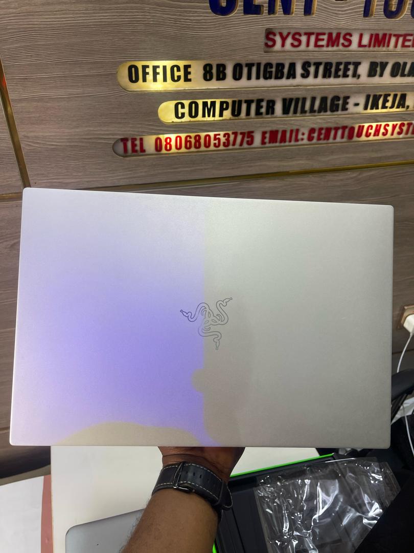 Razer Blade Advanced